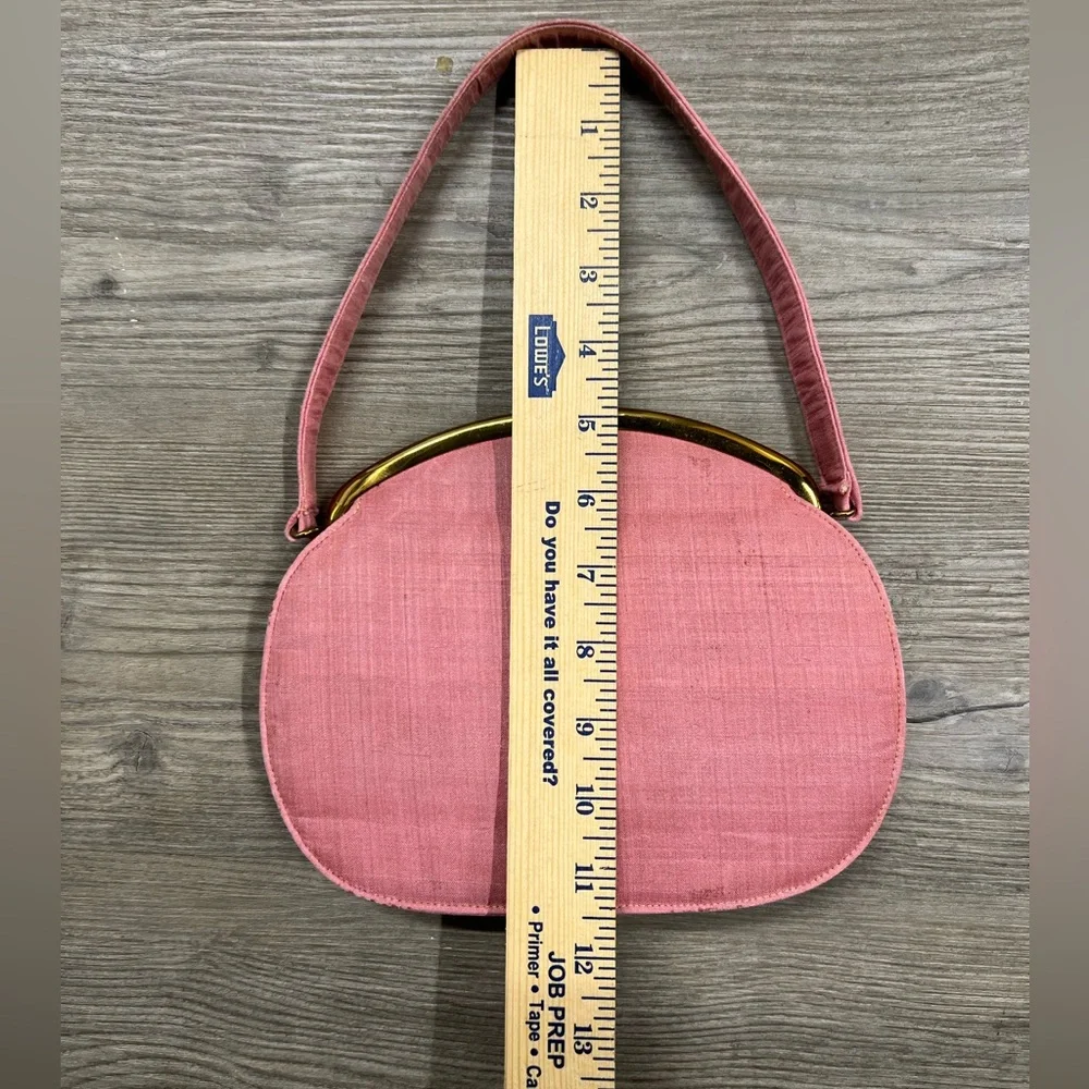 Chic Pink Clutch with Gold Frame and Textured Finish - Picture 2 of 8